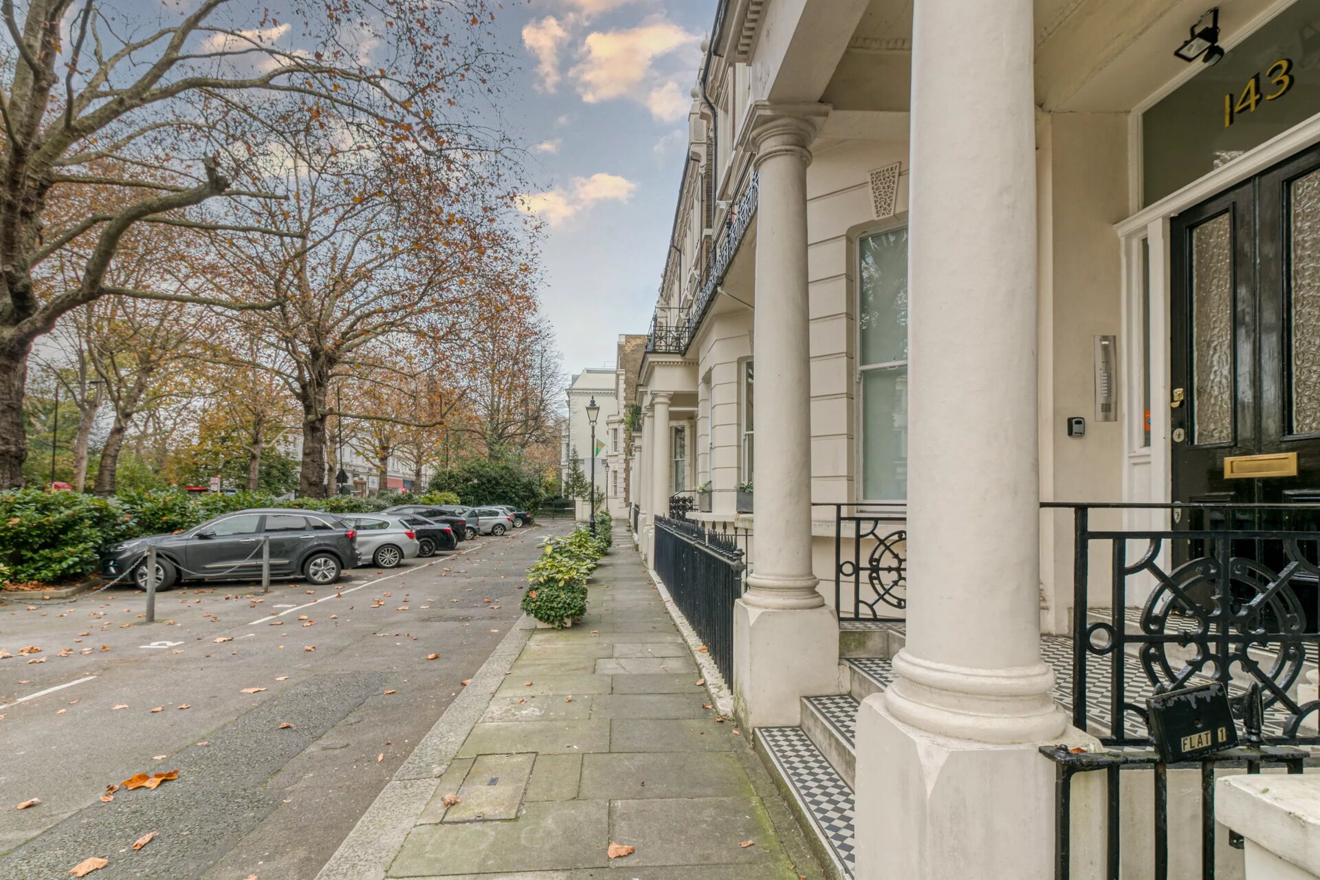 Exterior Photographers London, London Exterior Photographers, Exterior Photography, London Exterior Photography, bluesky Exterior Photographers , blue sky Exterior Photographers , blue skies Exterior Photographers