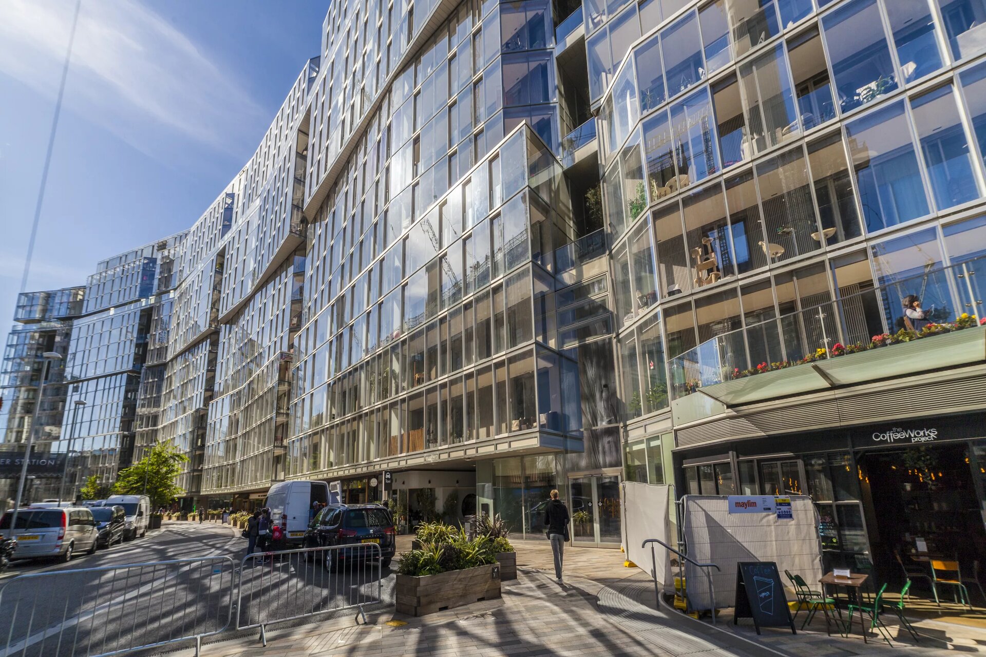 Exterior Photographers London, London Exterior Photographers, Exterior Photography, London Exterior Photography, bluesky Exterior Photographers , blue sky Exterior Photographers , blue skies Exterior Photographers