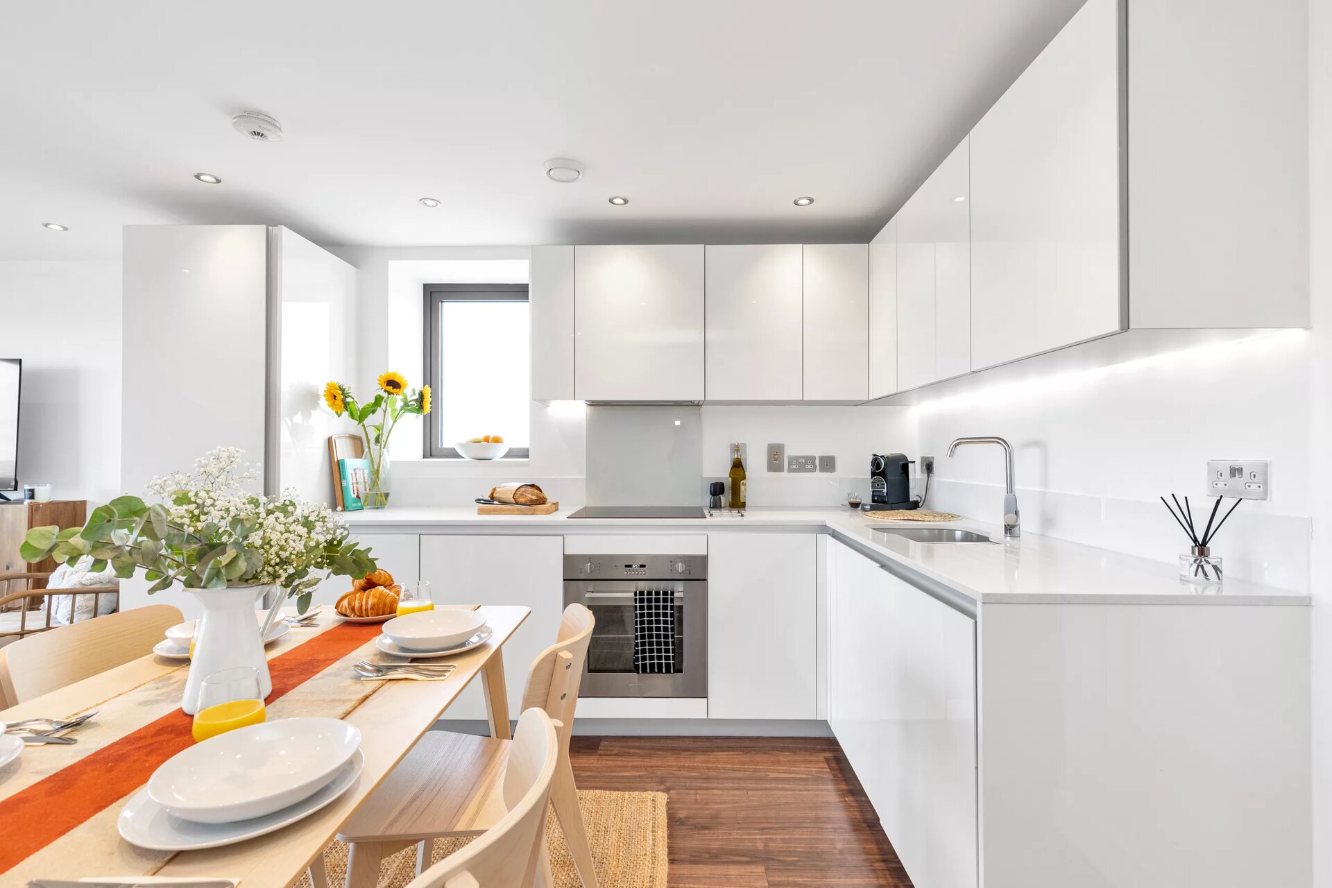 detailed airbnb photography, close-up airbnb photography