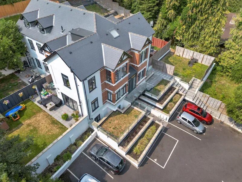 Book an aerial photographer in London