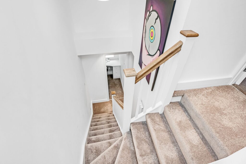 Airbnb Photographer in North Finchley N12 and property photography