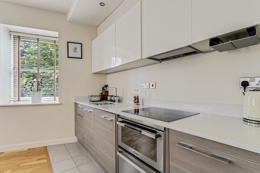 Property photography in WoodFord, Woodford Airbnb Photographer, IG8 Property photographer, IG8 Airbnb Photographer