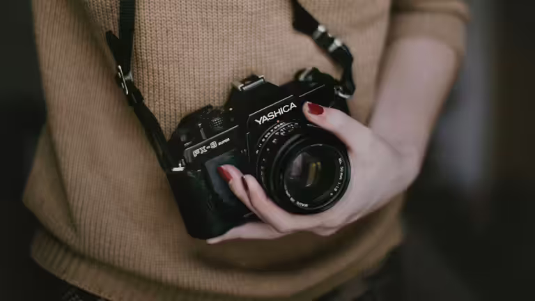 Female Property Photographer | Female Airbnb Photographer
