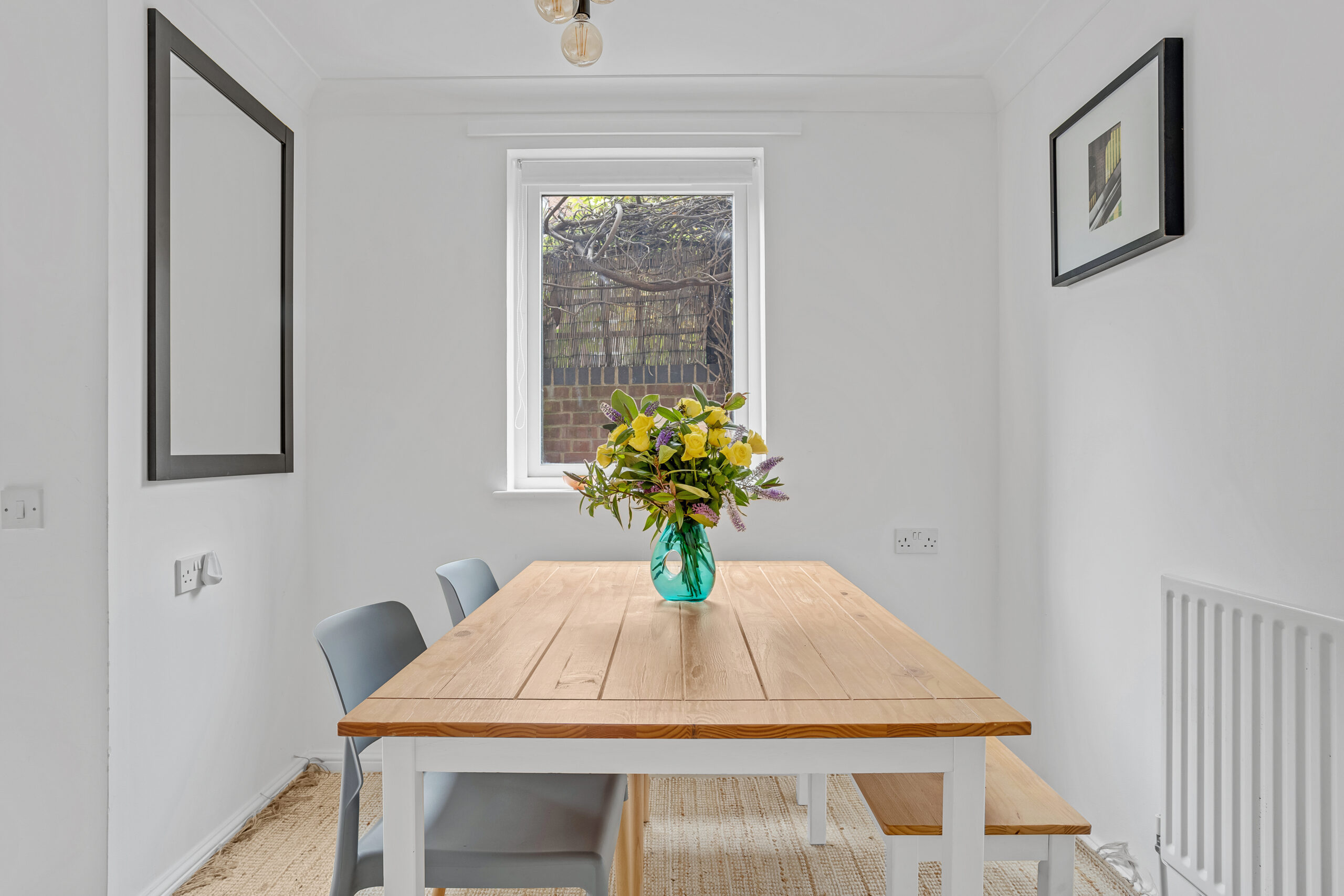 Airbnb photography Church Road, property photography N1 2FA, London Airbnb photographer, Church Road property photographer, two-bedroom flat photography London, Islington property photography