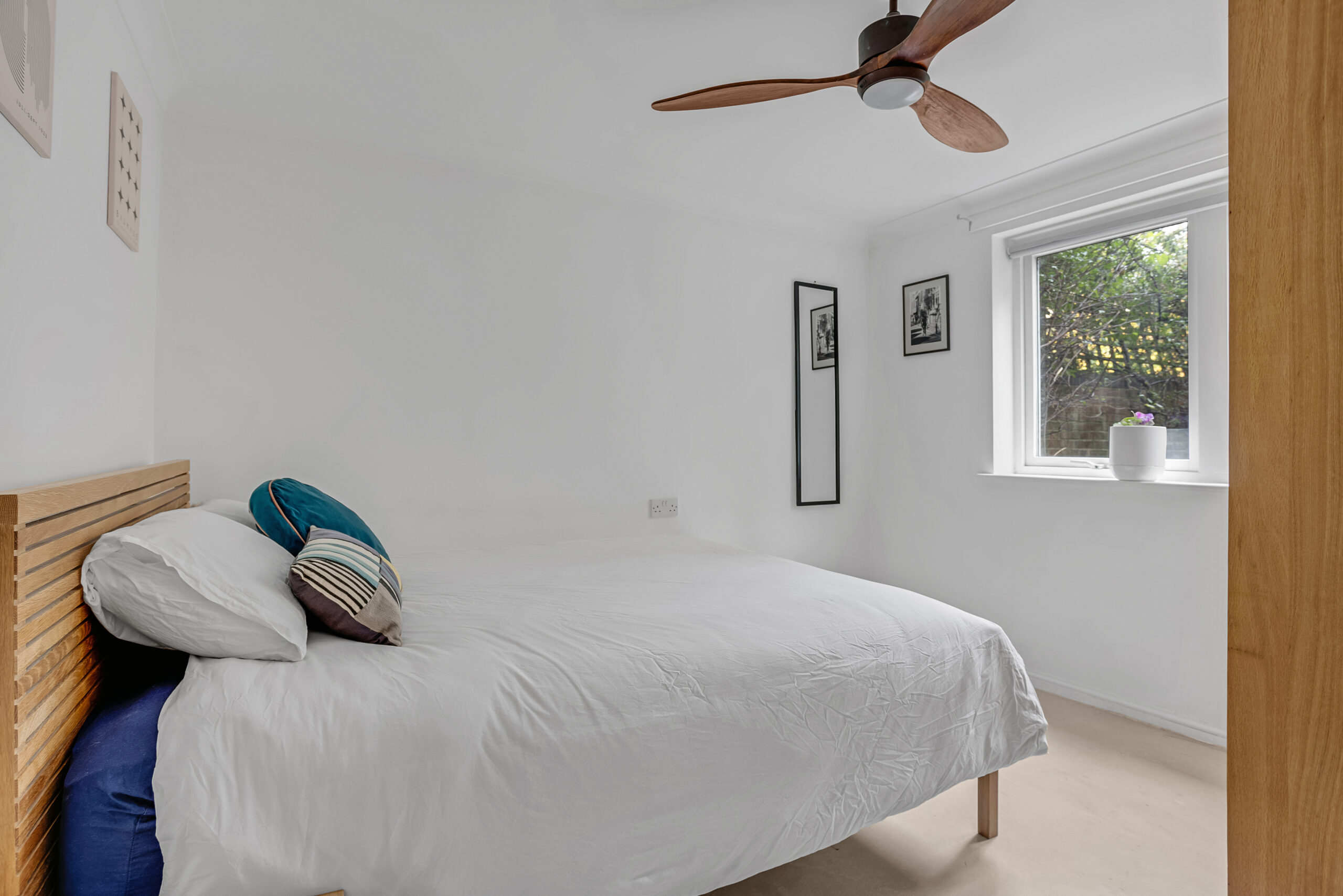 Canonbury Airbnb photography, De Beauvoir Town property photographer, London property photography services, Airbnb listing photography London, professional Airbnb photography Islington,