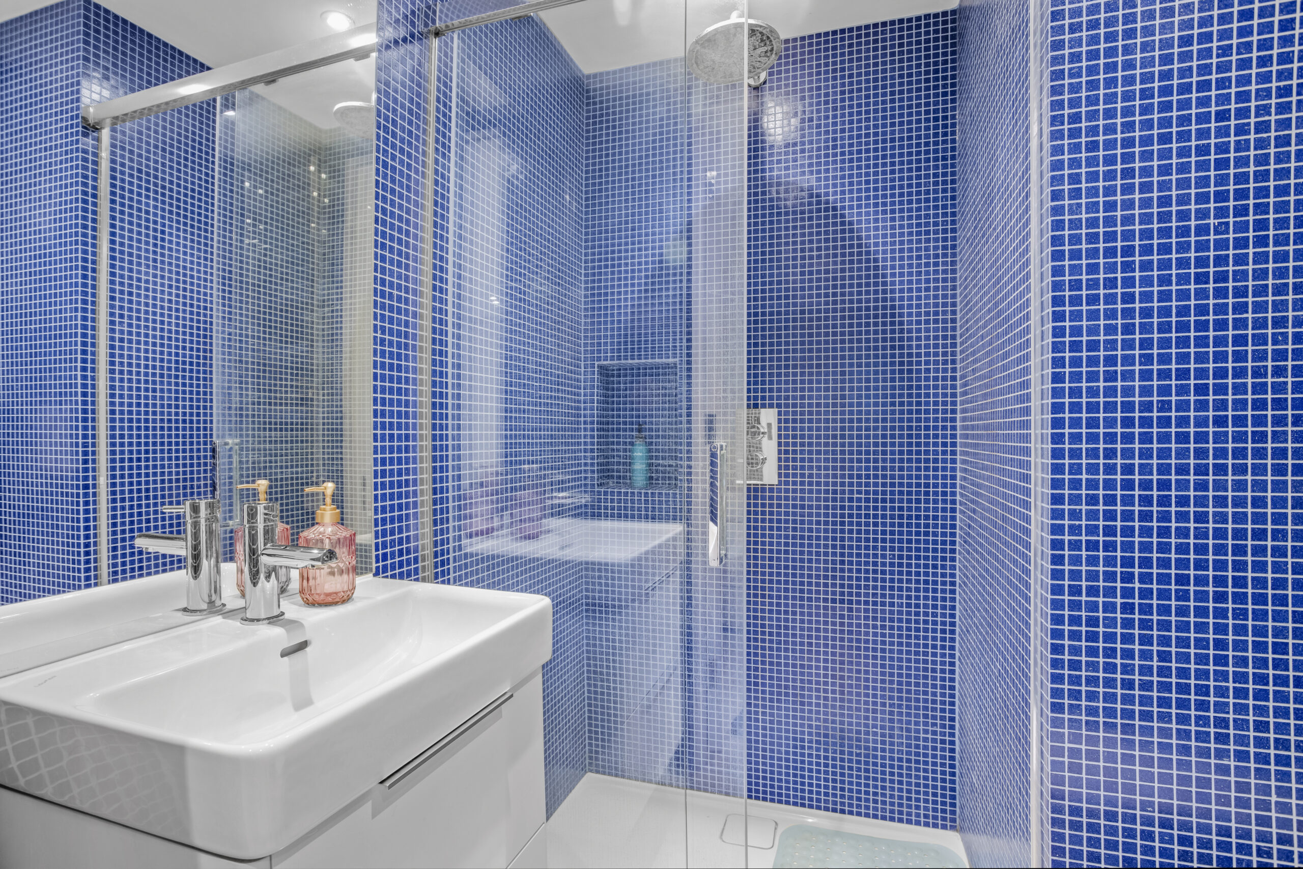 London flat photography, tenant accommodation photography, Airbnb listing photography Battersea, rental home photography London, real estate photography Shuttleworth Road