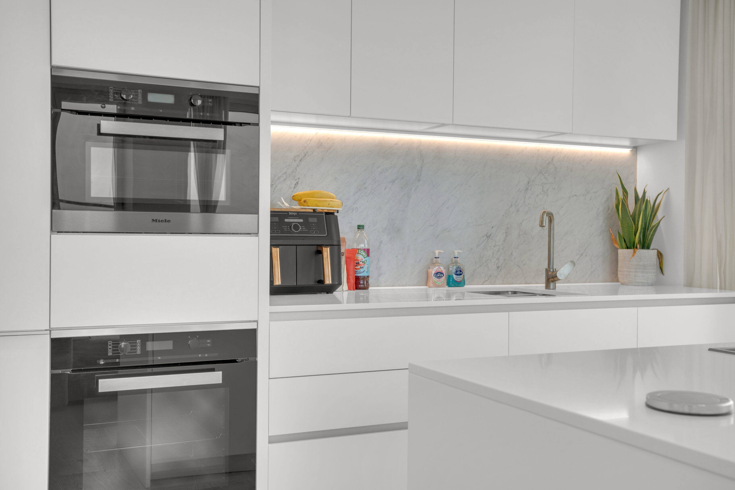 two-bedroom apartment photography SE1