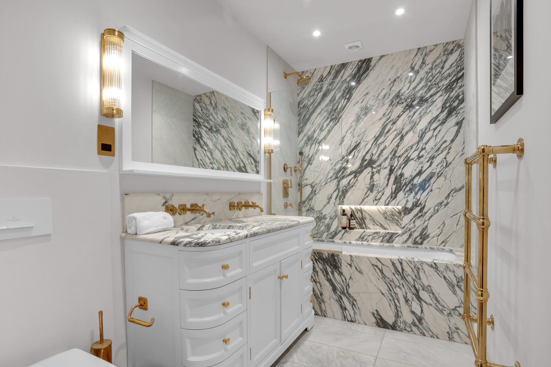 Airbnb listing photos Notting Hill