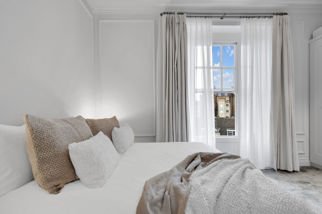 Property photographer and Airbnb Photographer In Belgravia Sw1x