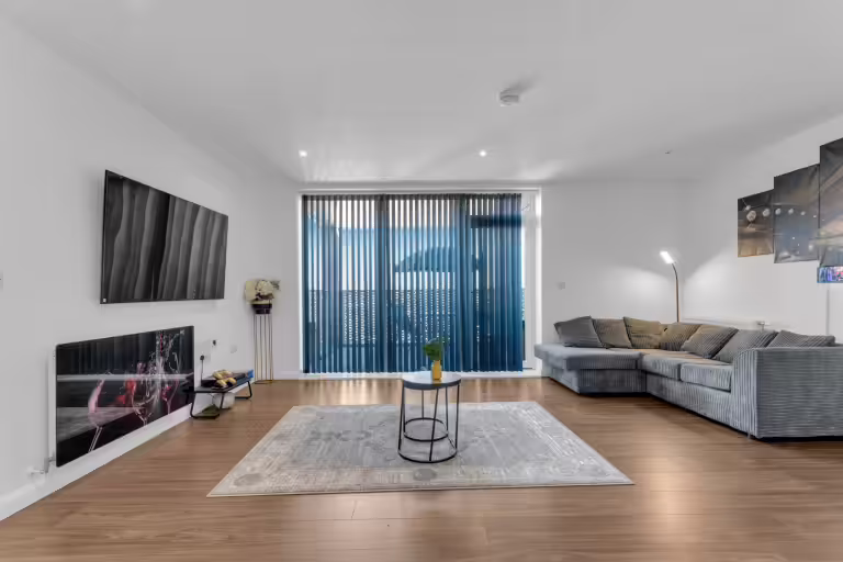 Airbnb host photography Wembley