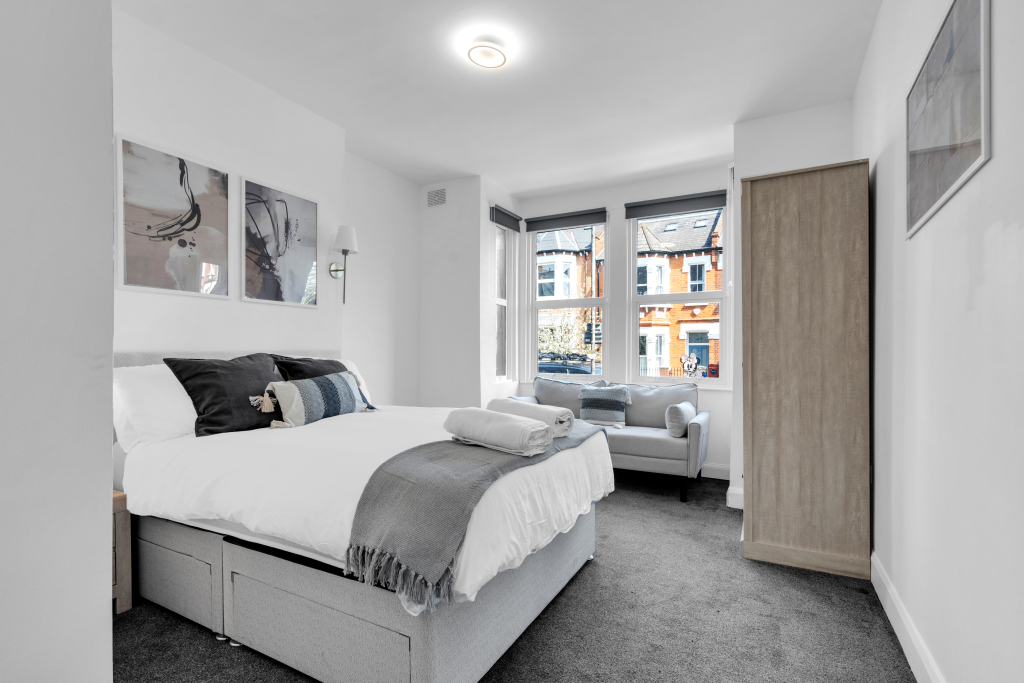 professional photos for airbnb