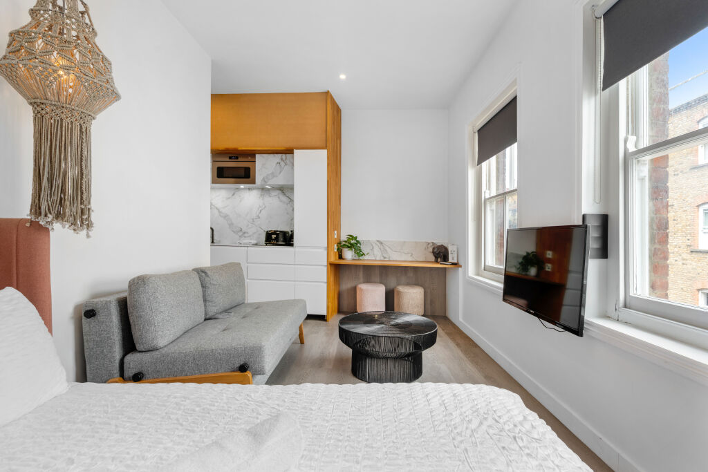 Aldgate apartment photography