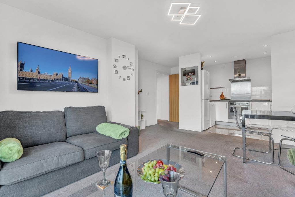 Airbnb apartment photography SW8