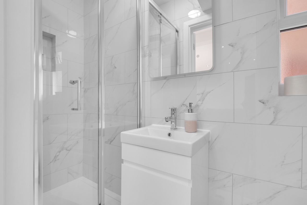 Airbnb apartment photography Dagenham