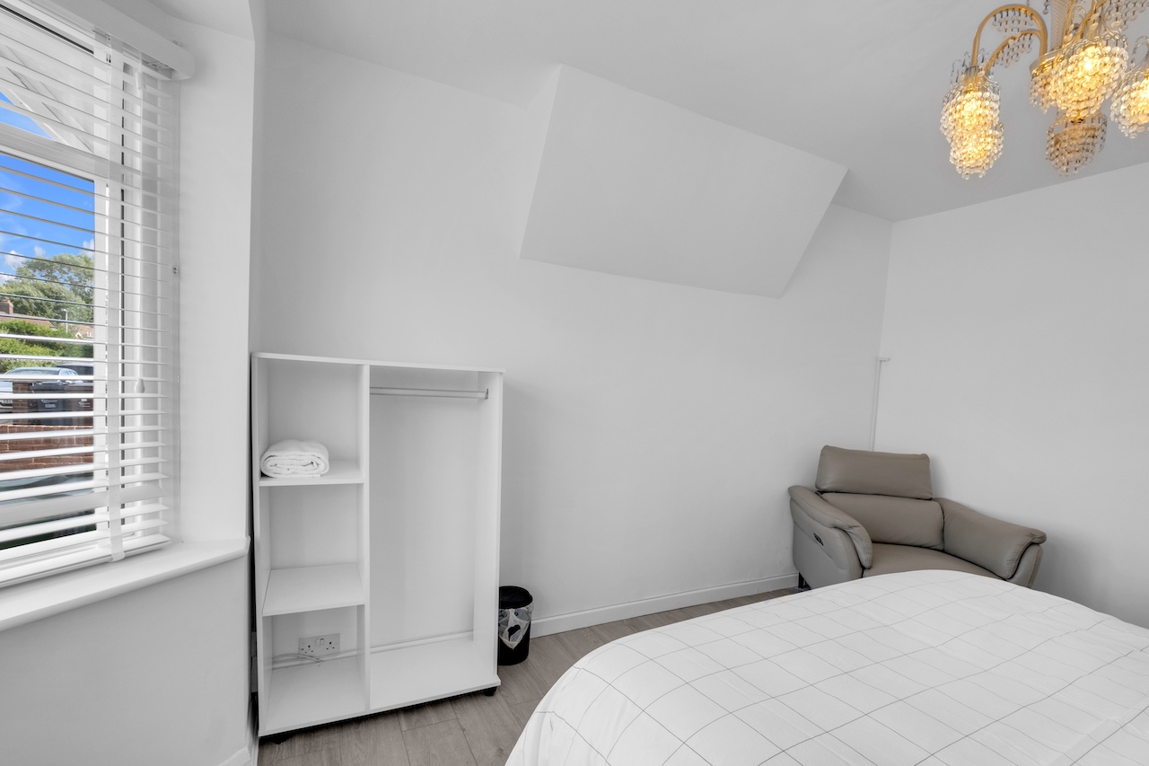Dagenham short-term rental photography