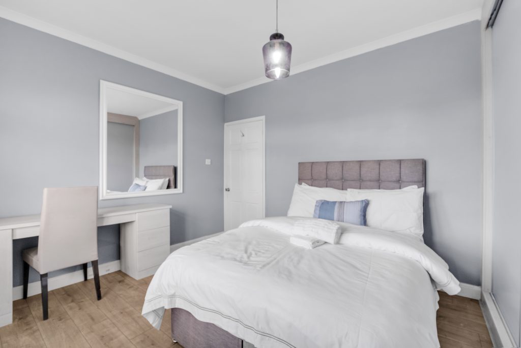 short term rental photography Brentford