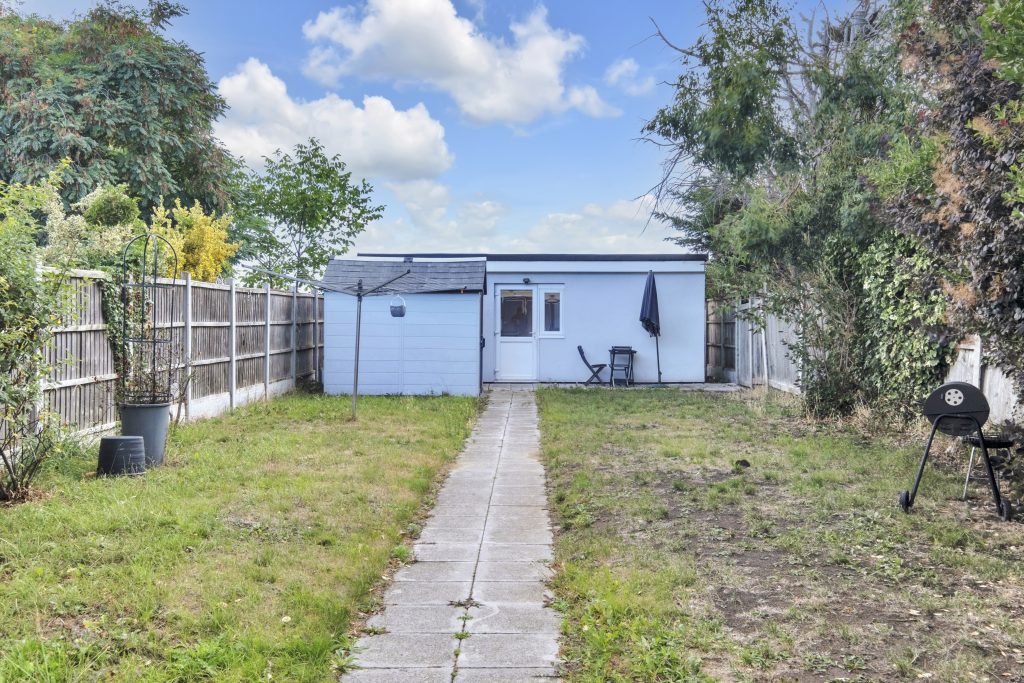 modern flat photography Brentford