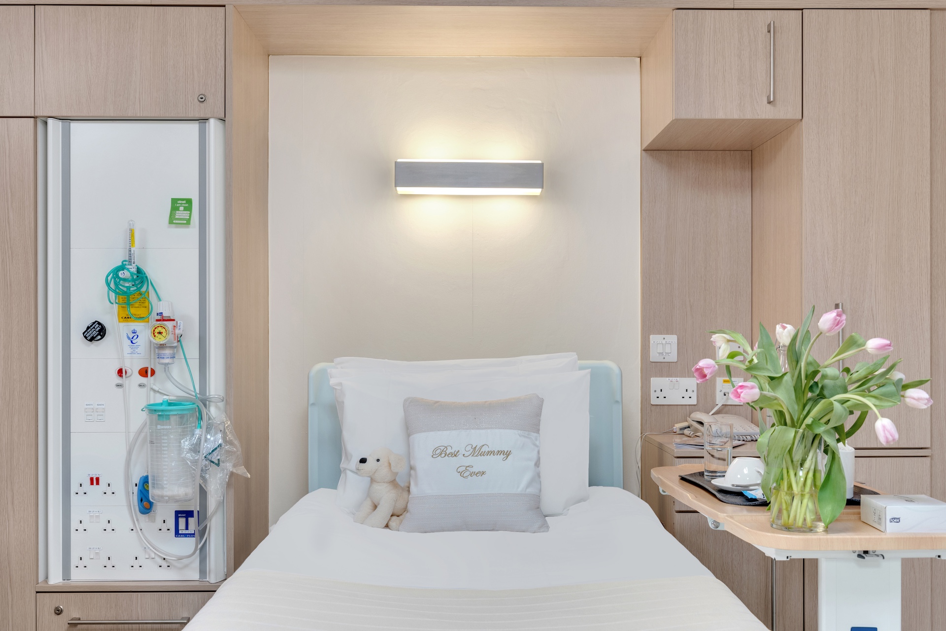 r2sa photography services, rent to rent photography London, clinic and medical facility photography W2, hospitality photography Westminster,