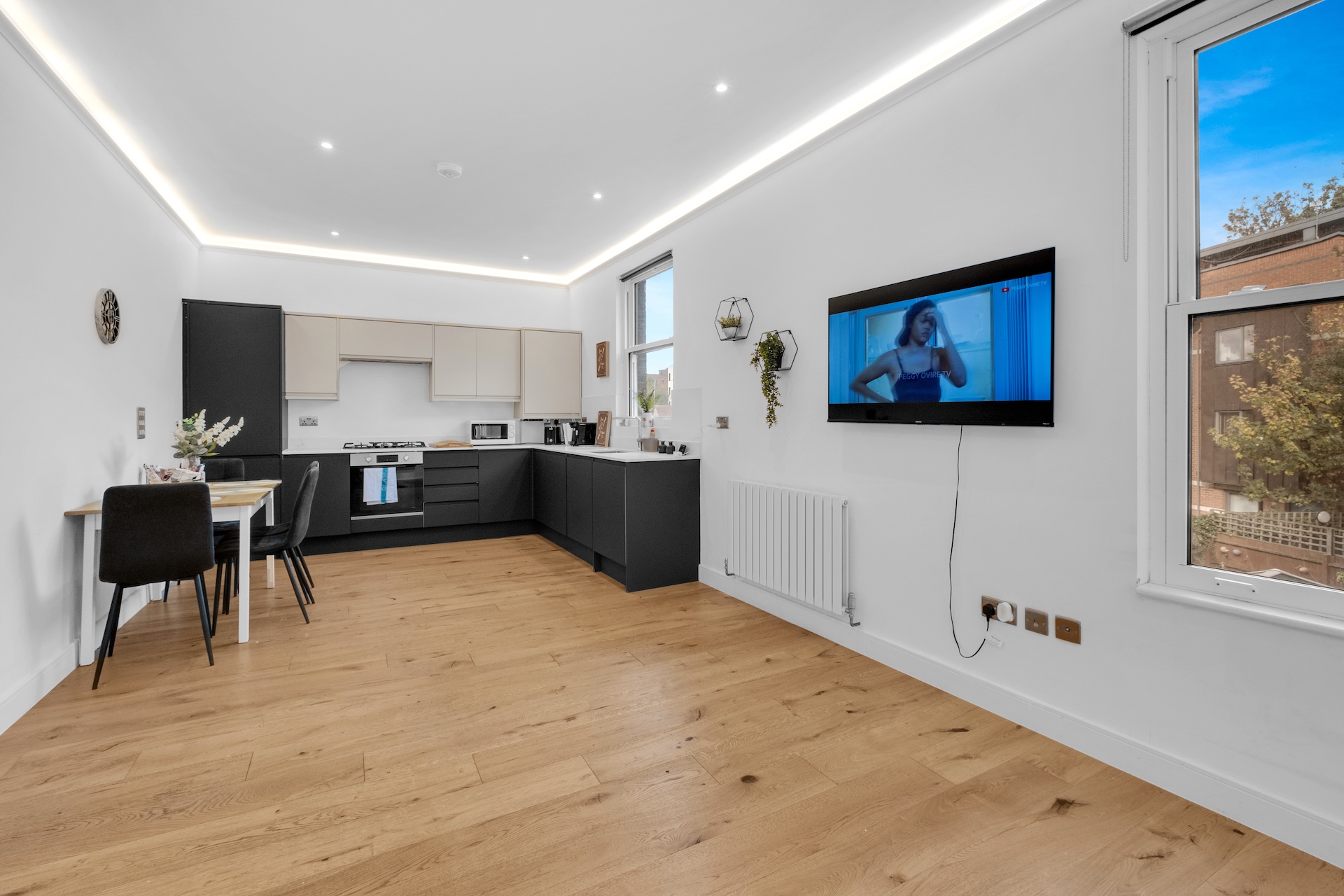 shortlet photography Canada Water