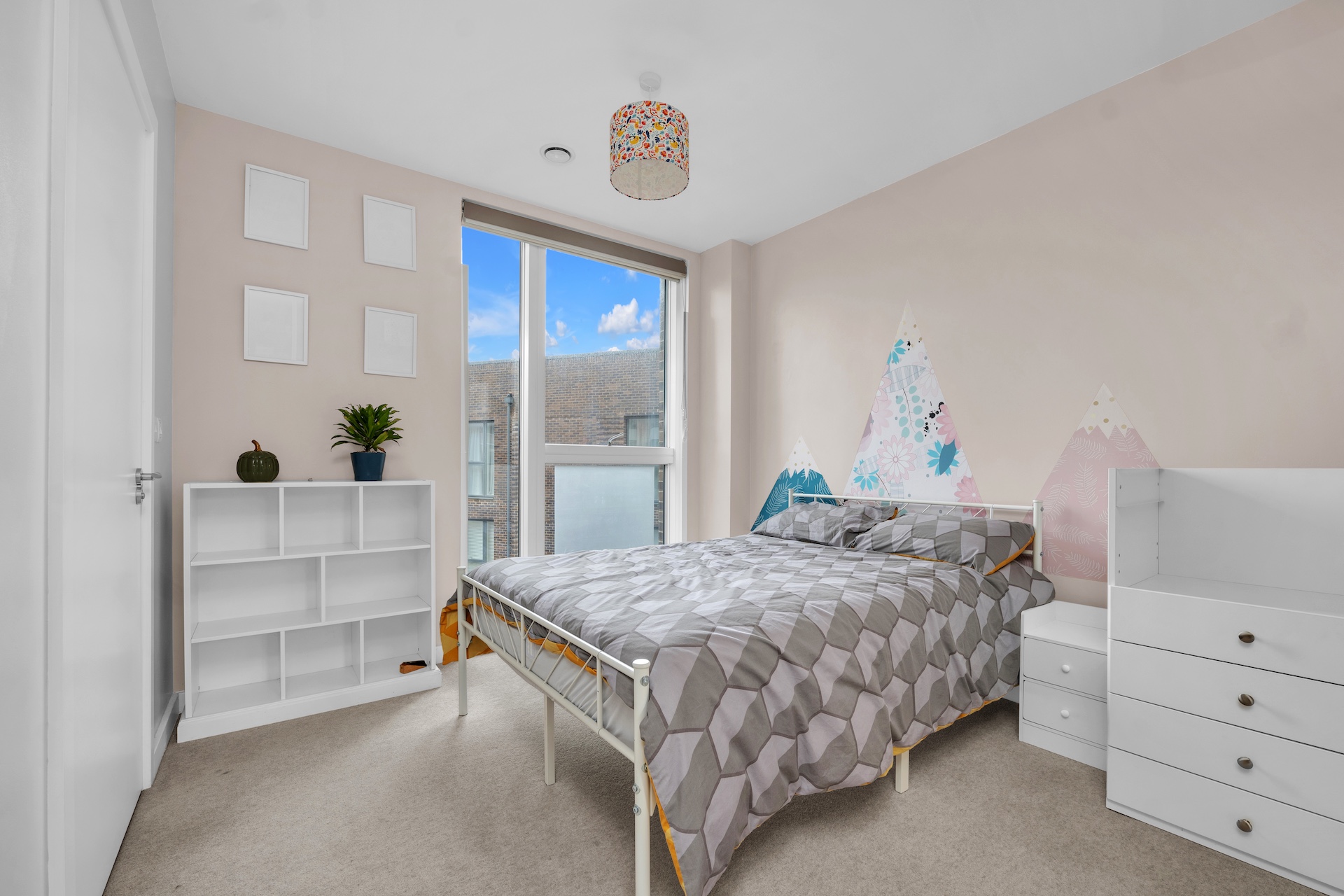 London rental home photography