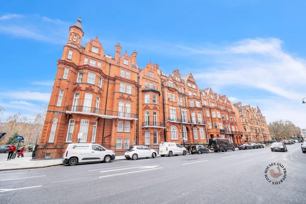 period property interior photography Belgravia, modern apartment interior photography SW1, property investment listing photography SW1, investor portfolio property photography Knightsbridge,