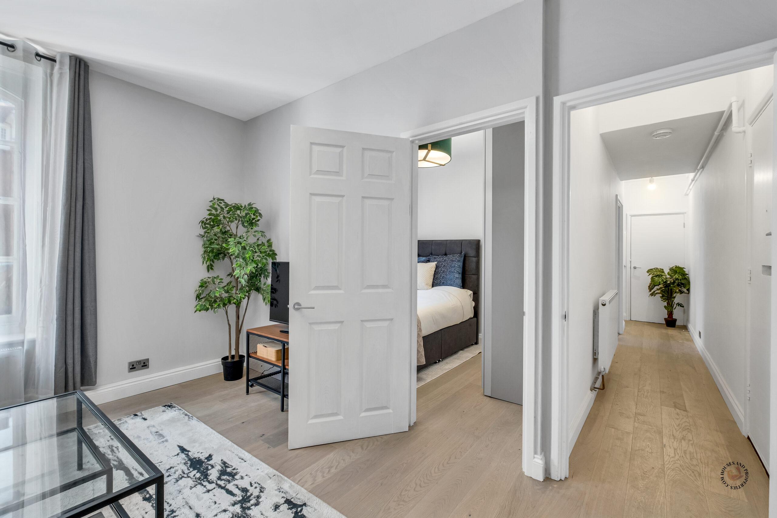 Expedia property photos, residential photography prices, commercial property photography E2, architecture photography Tower Hamlets, new build photography Bethnal Green, refurbishment photography, renovation project photography, apartment complex photography, flatshare photography, HMO photography East London, student accommodation photography, professional architectural photographer, real estate marketing images, property portfolio photography, private landlord photographer, direct-to-vendor photography, property valuation photography,