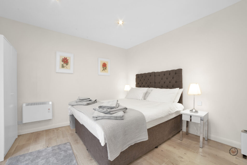 Wimbledon property photographer, SW19 property photography, Courthope Villas house photography, Wimbledon house photographer, London property photography services, real estate photographer Wimbledon, estate agent photography Wimbledon, property listing photography SW19, professional property photos Wimbledon, two bed house photography Wimbledon, 2 bedroom house photos SW19, interior property photography Wimbledon, exterior house photography Wimbledon, residential photography Wimbledon Village