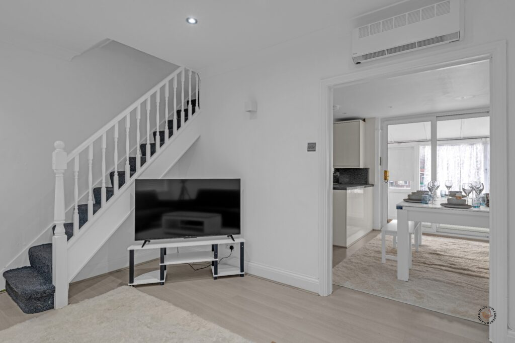 3D virtual tour property Rainham, East London property photography services, residential property photography Rainham, buy to let photography London, furnished rental photography RM13, housing photography Rainham, property advertising photography London, Airbnb management photography Rainham, serviced apartment photography RM13, rental listing photography Rainham London, property portfolio photography landlords, house interiors photography Rainham, flat photography RM13 London, property sales photography Rainham, real estate marketing photography East London,