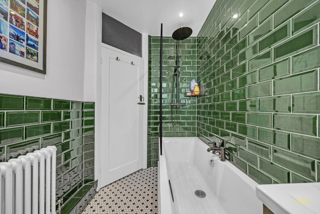 Hackney property photography, Upper Clapton Road photography, E5 apartment photography, one bed flat photography Hackney, London rental photography, Airbnb photography Hackney, serviced accommodation photography London, aparthotel photography East London, rent to rent photography E5, R2SA property photography, landlord photography services London, tenant ready property photos, house photography Hackney, flat photography East London, interior property photography London, real estate photography Hackney, letting agent photography services, property investment marketing photography, buy to let photography London, shortlet photography Hackney, vacation rental photography London, estate agent photography E5,