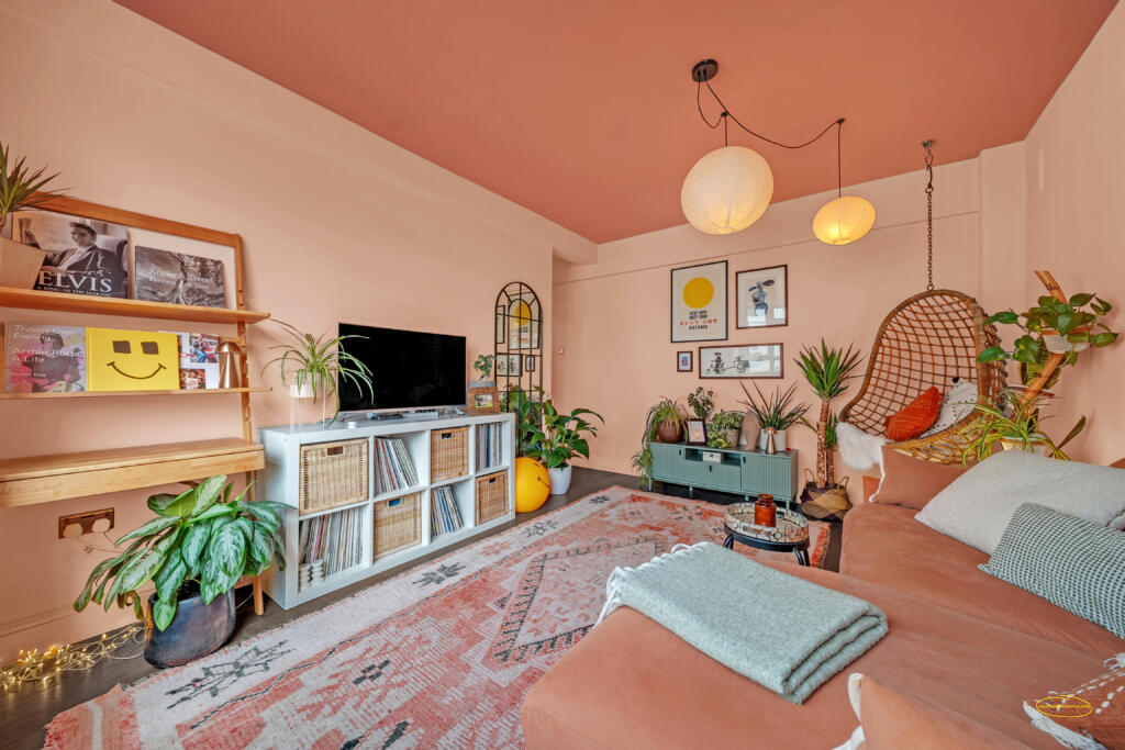 Hackney property photography, Upper Clapton Road photography, E5 apartment photography, one bed flat photography Hackney, London rental photography, Airbnb photography Hackney, serviced accommodation photography London, aparthotel photography East London, rent to rent photography E5, R2SA property photography, landlord photography services London, tenant ready property photos, house photography Hackney, flat photography East London, interior property photography London, real estate photography Hackney, letting agent photography services, property investment marketing photography, buy to let photography London, shortlet photography Hackney, vacation rental photography London, estate agent photography E5,