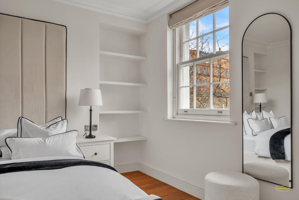 large Airbnb photography London, Airbnb photographer London, Airbnb photographer Kensington, Airbnb photographer Knightsbridge, SW7 Airbnb photography, Kensington Airbnb photographer, Knightsbridge Airbnb photographer, luxury Airbnb photography London, high end interior photographer London, luxury interior photographer London, serviced accommodation photographer London, short let property photographer London, holiday let photographer London, 5 bedroom Airbnb photography, large house photography London, basement interior photography London, cinema room photographer London, luxury property photographer Kensington, luxury property photographer Knightsbridge, premium Airbnb listing photography London