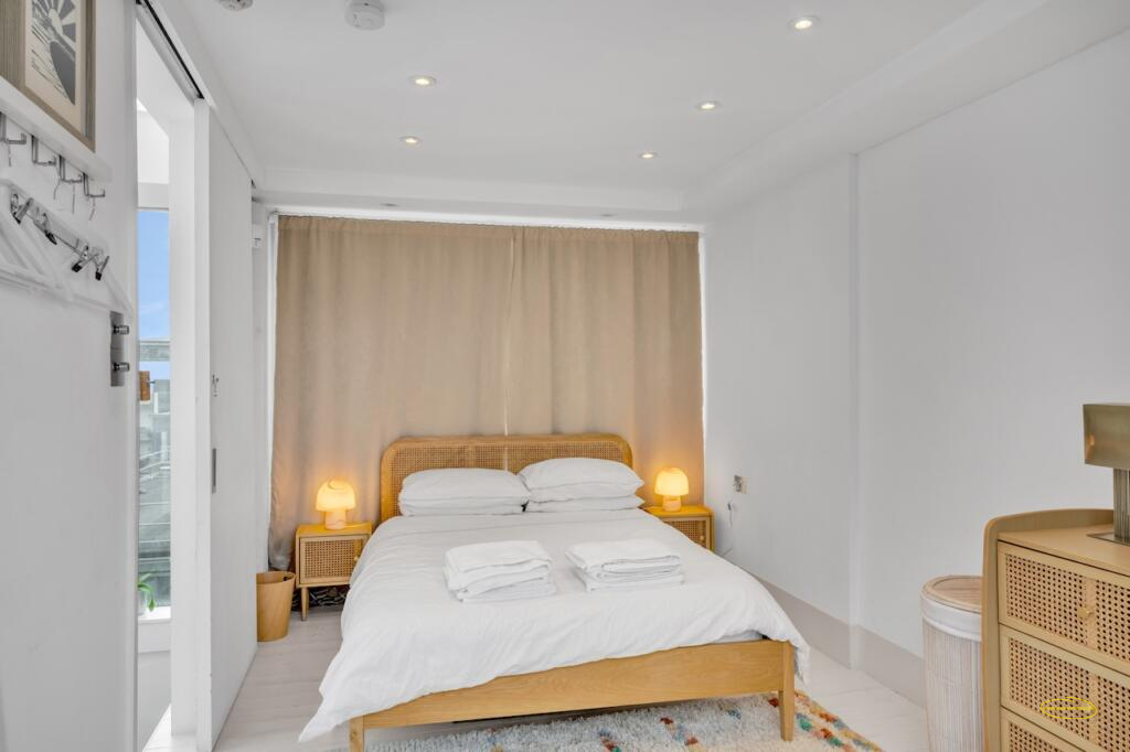 3 Bedroom Airbnb House Photography In North London, N1, Islington