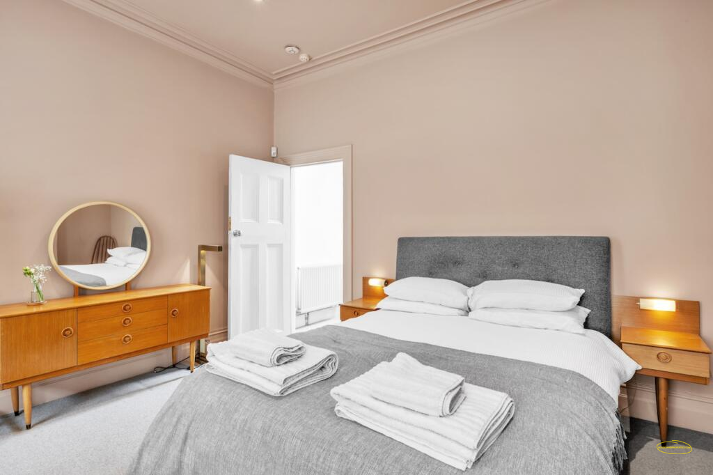3 Bedroom Airbnb House Photography In North London, N1, Islington