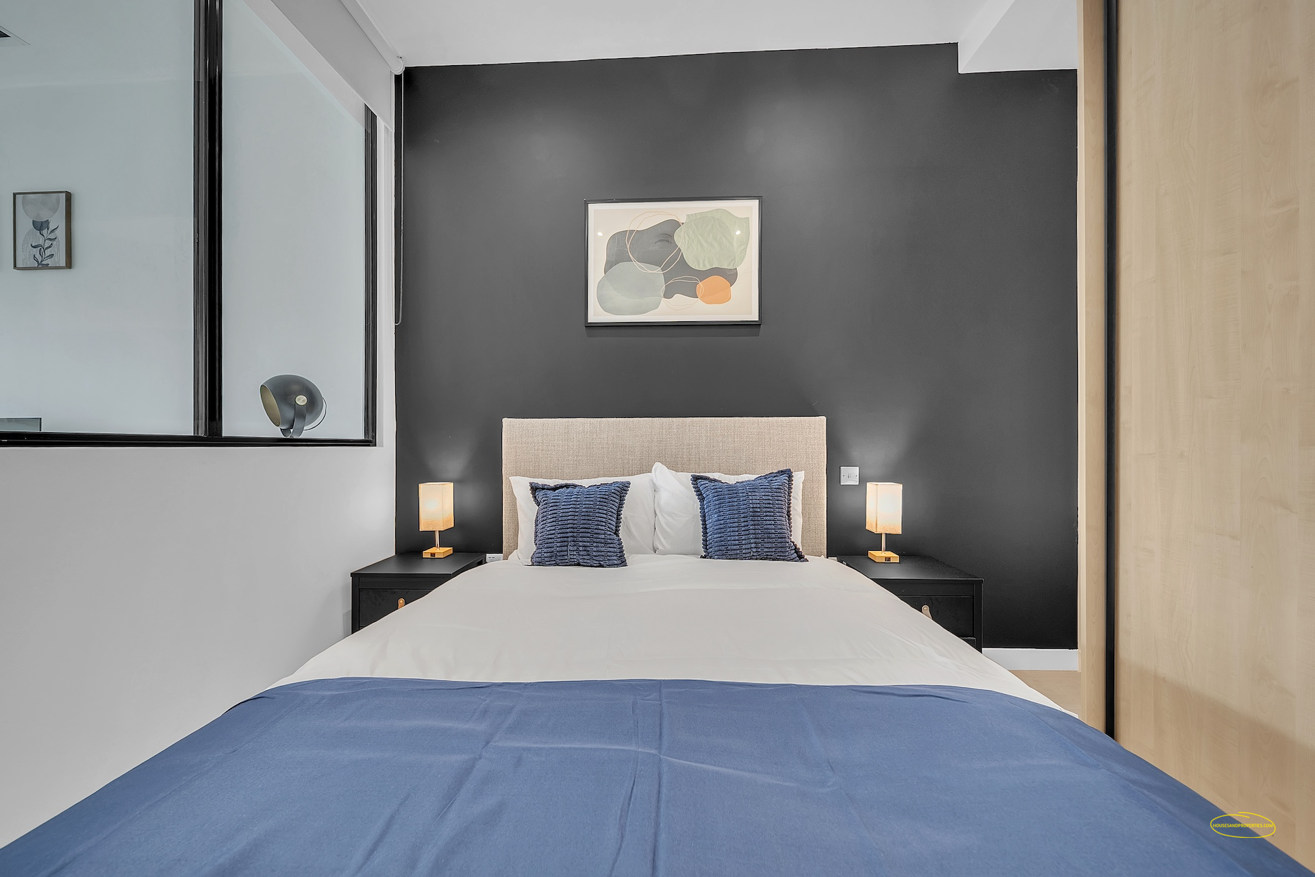 1 Bedroom Apartment Photography In TW8, Brentford