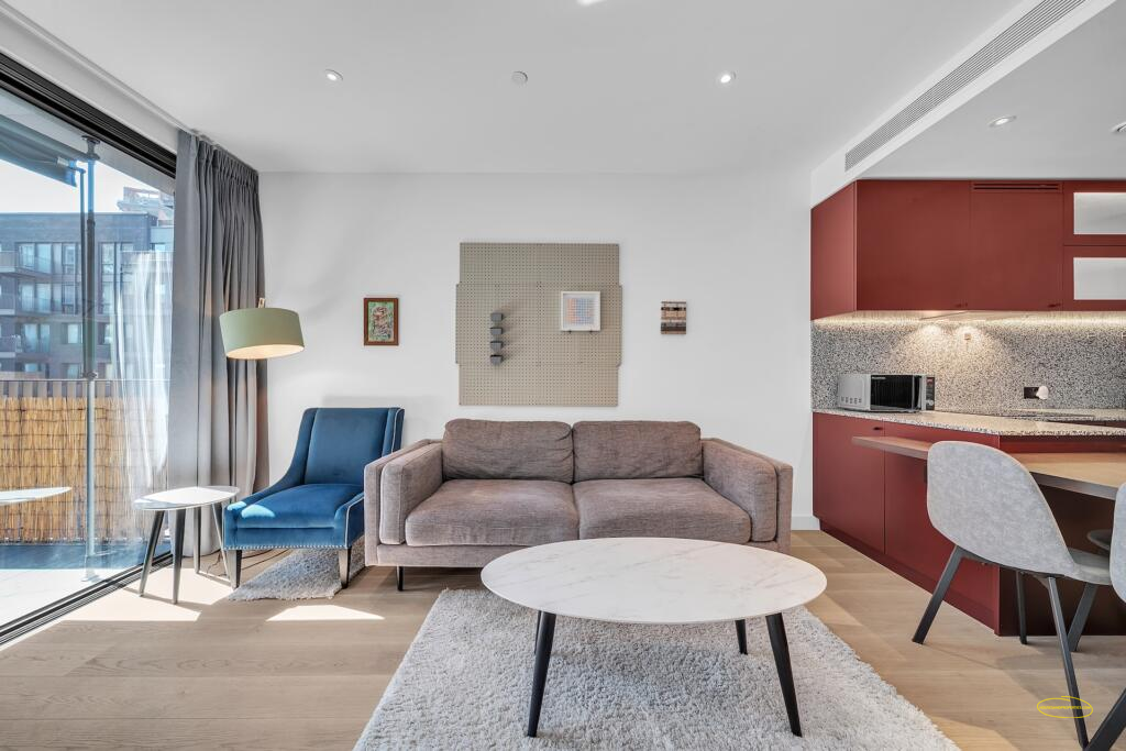 Photographing London Airbnb Home In SW11, Wandsworth