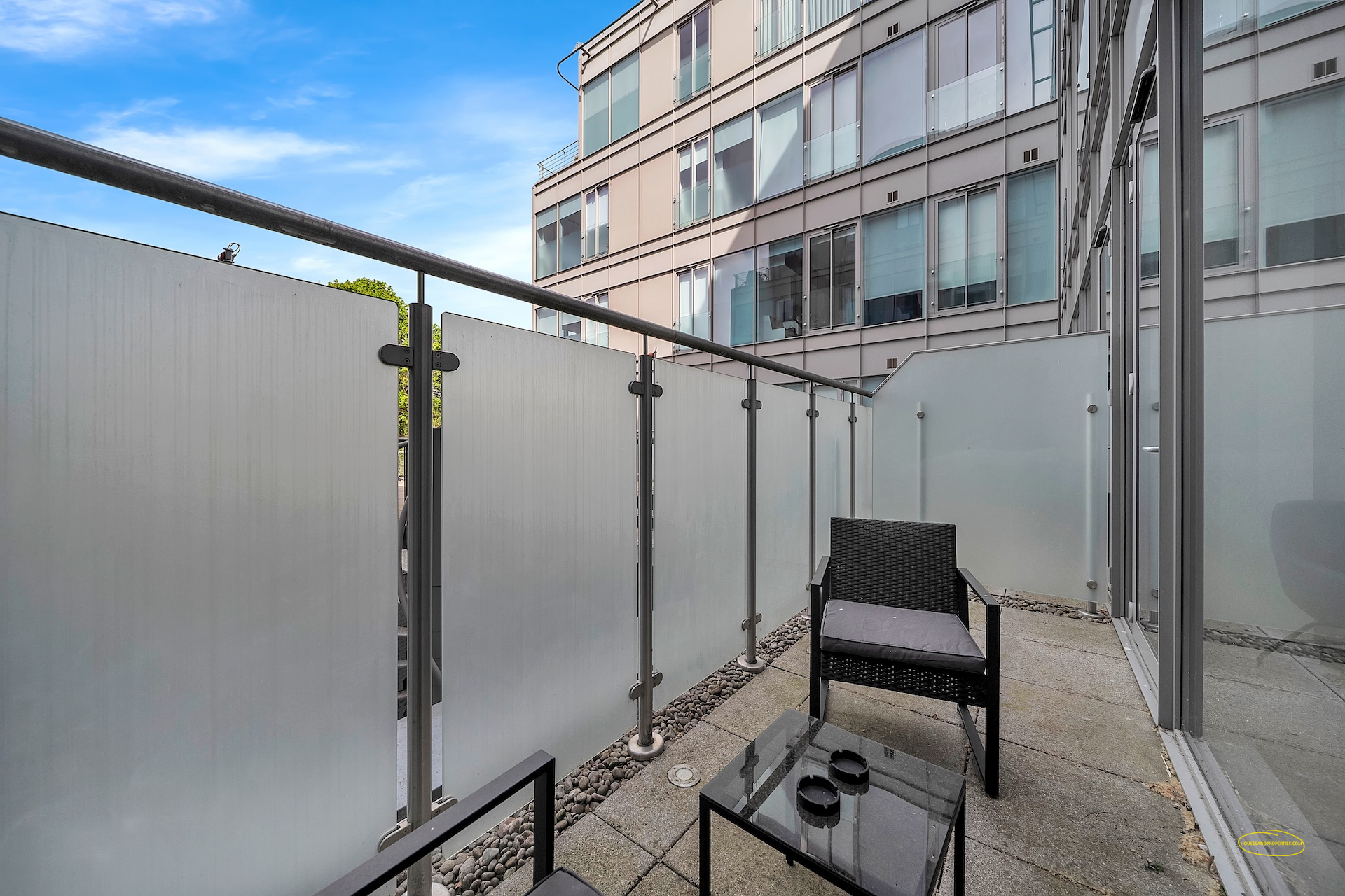 1 Bedroom Apartment Photography In TW8, Brentford