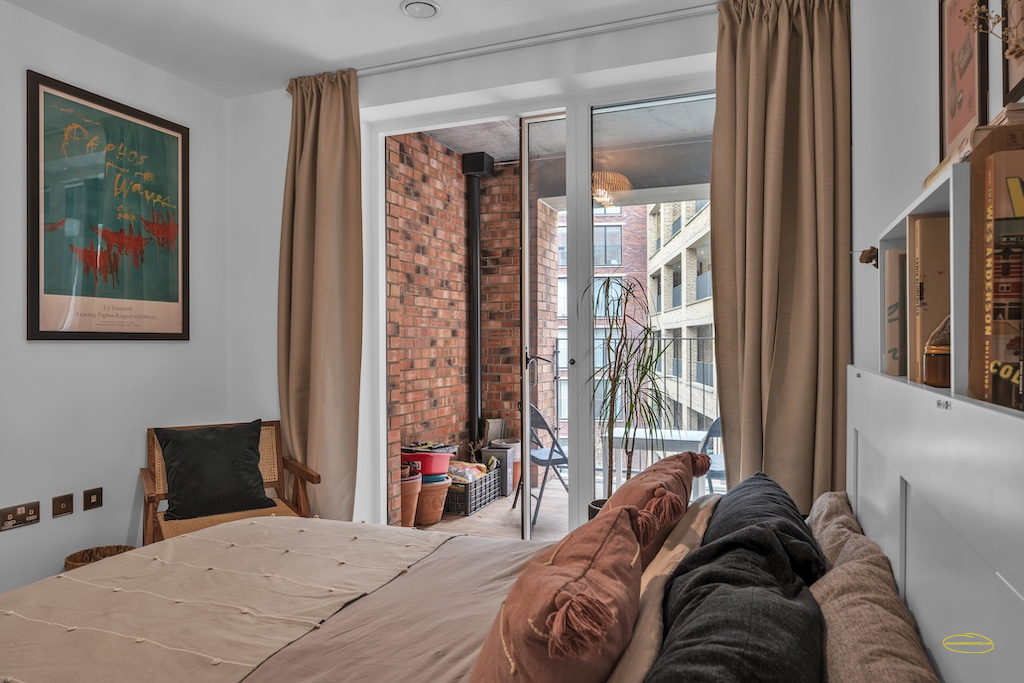 1 Bed Airbnb Flat Photography In E3 Bow, Tower Hamlets