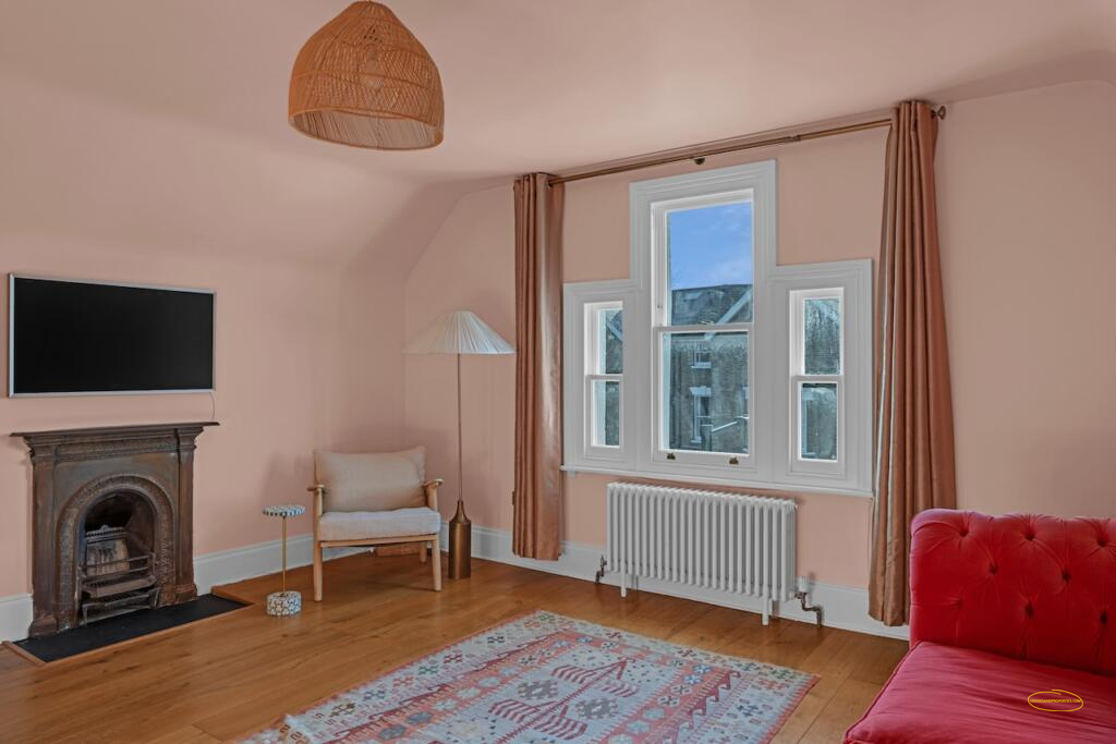 1-Bed Airbnb Photography In Richmond, TW10