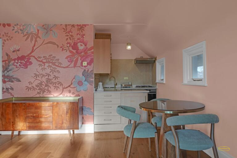 1-Bed Airbnb Photography In Richmond, TW10