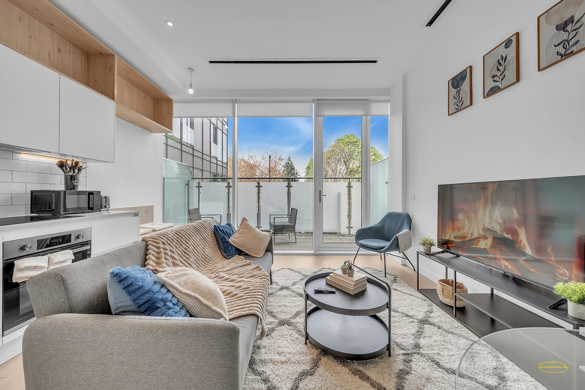 1 Bedroom Apartment Photography In TW8, Brentford