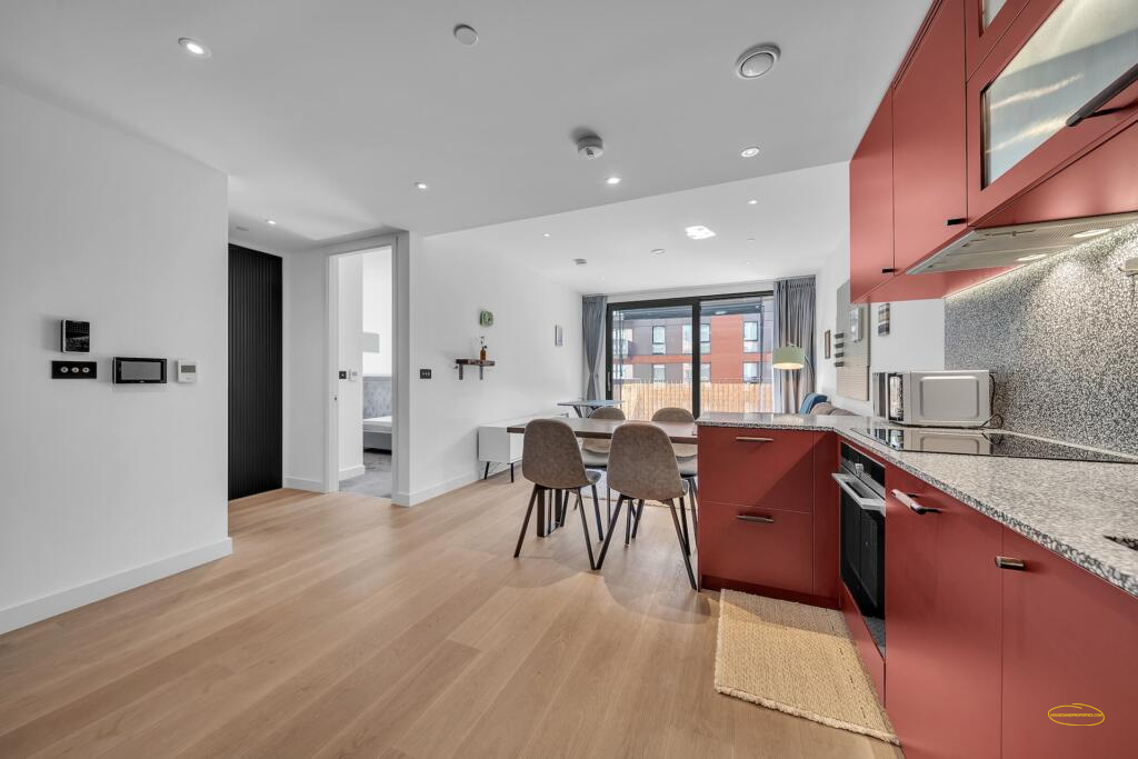 Photographing London Airbnb Home In SW11, Wandsworth