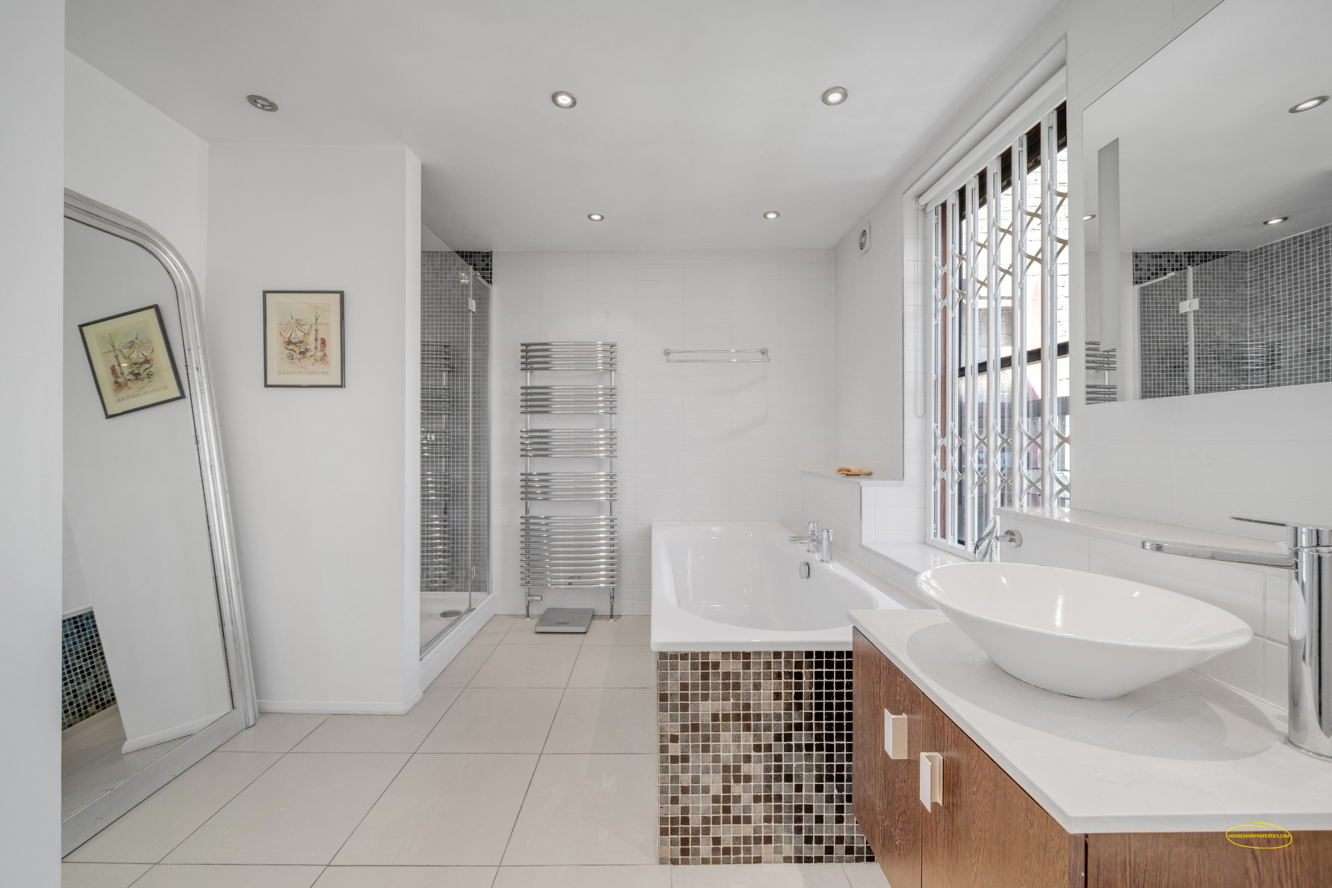 3-Bed Interior Photography In Drury Lane, Covent Garden, WC2B