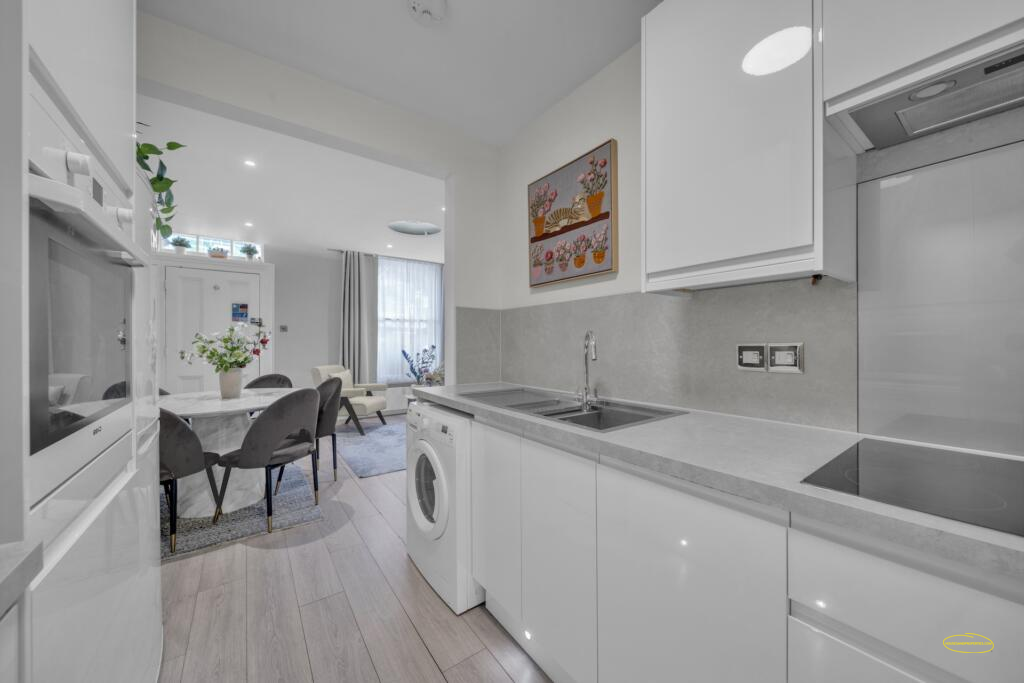 King's Road 2-Bed Airbnb Photography, SW3