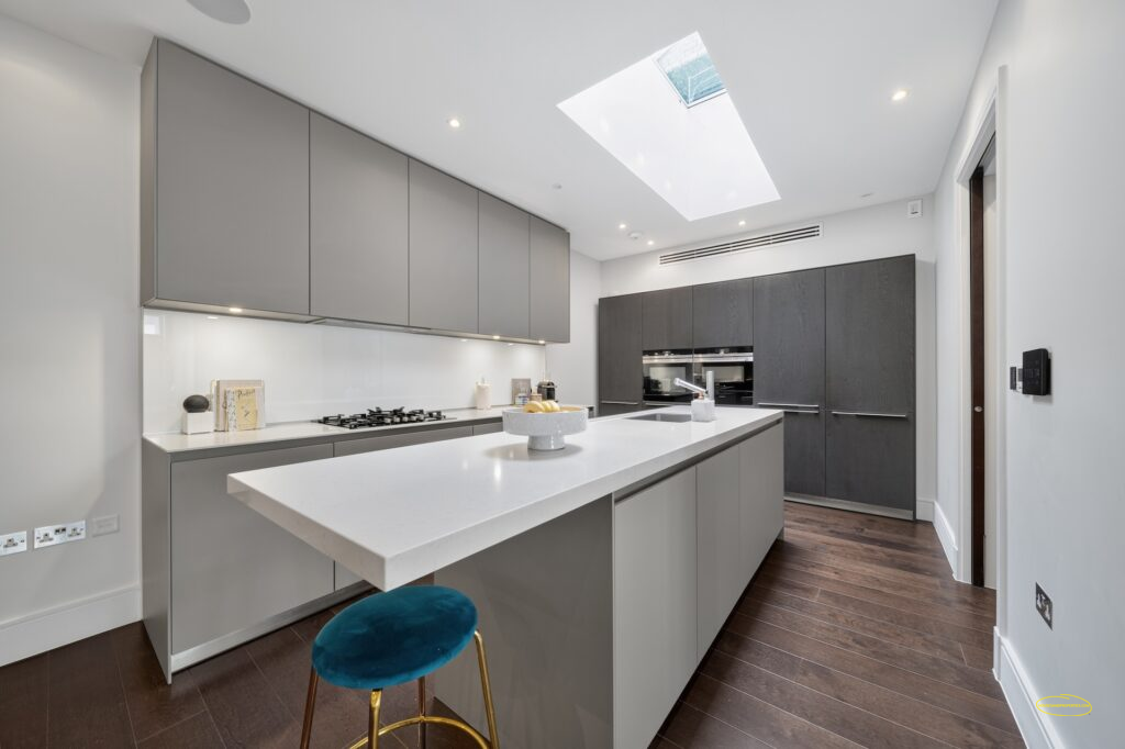 4-Bed Airbnb Photography In Princes Gate Mews, London SW7