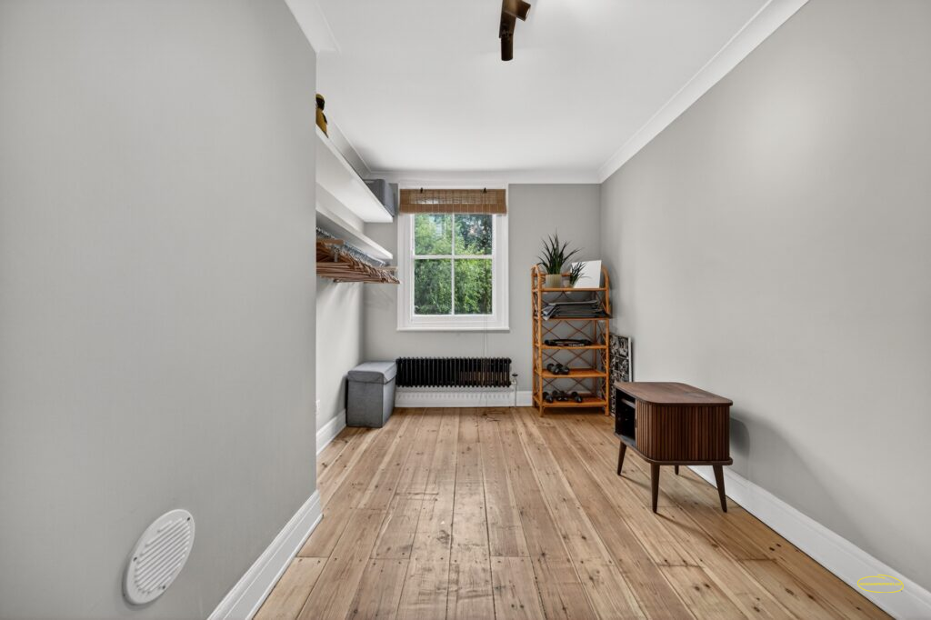 2-Bed Airbnb Photography In Hackney, Poole Road, E9