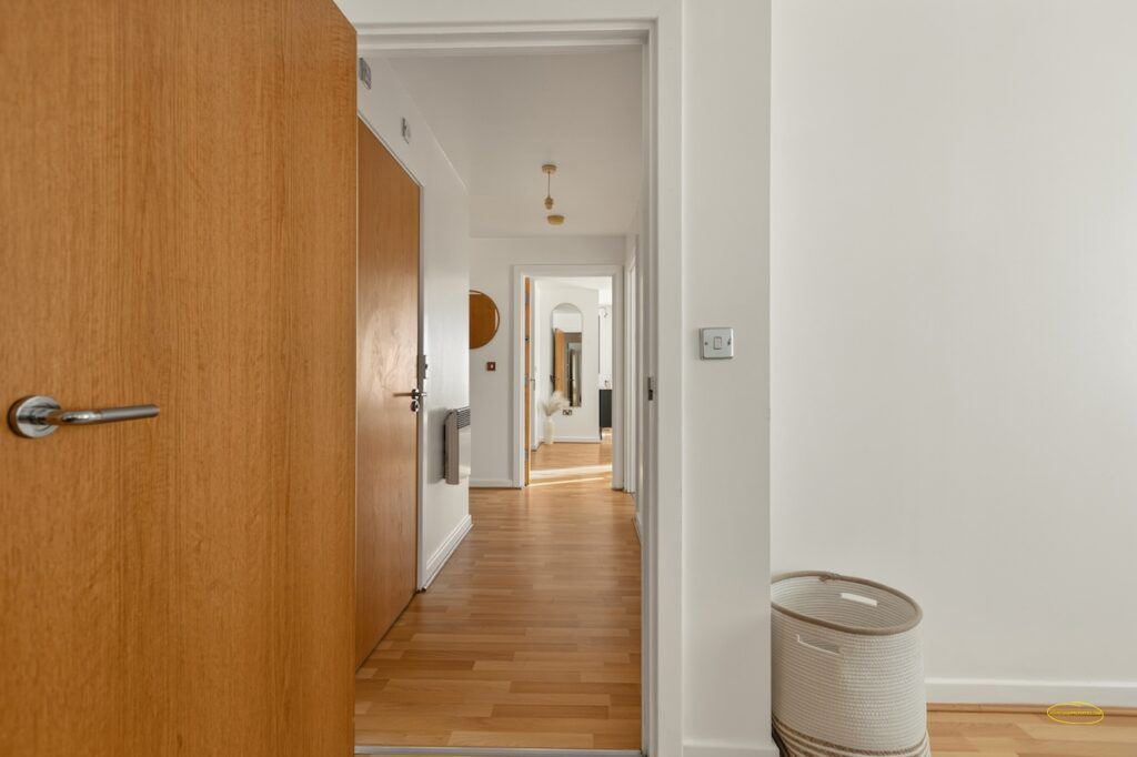 2-Bed Apartment Photography On Bow Road E15