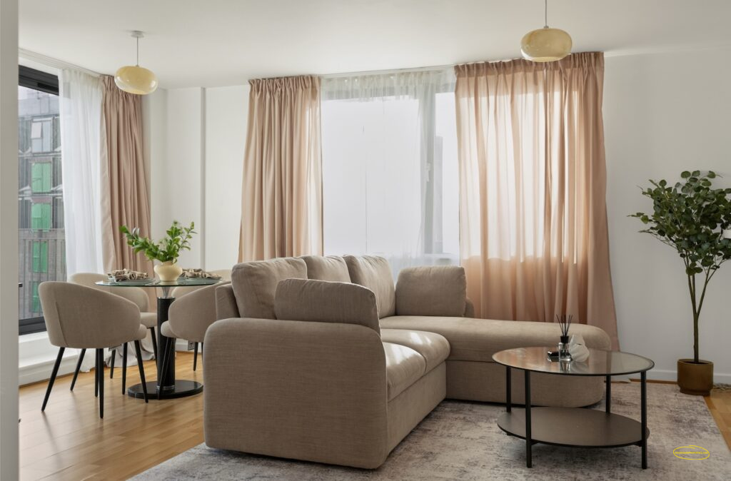 2-Bed Apartment Photography On Bow Road E15