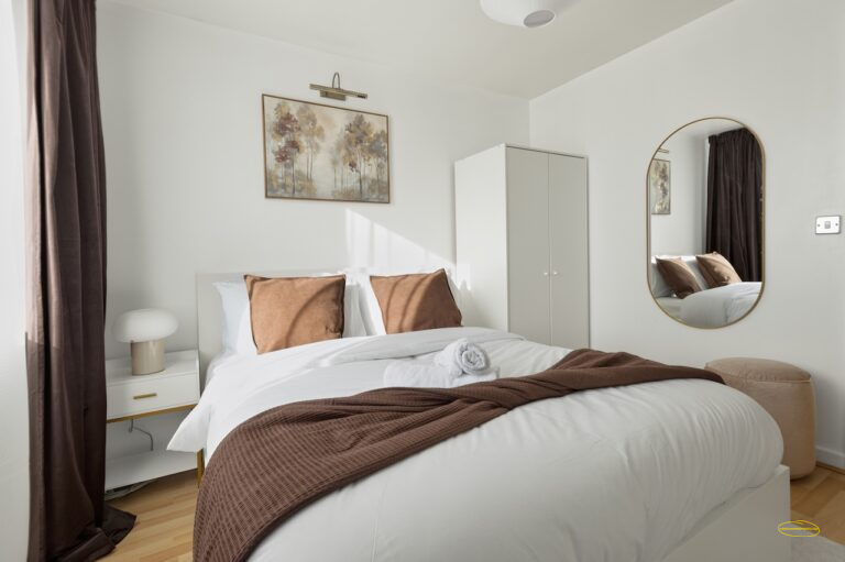 2-Bed Apartment Photography On Bow Road E15