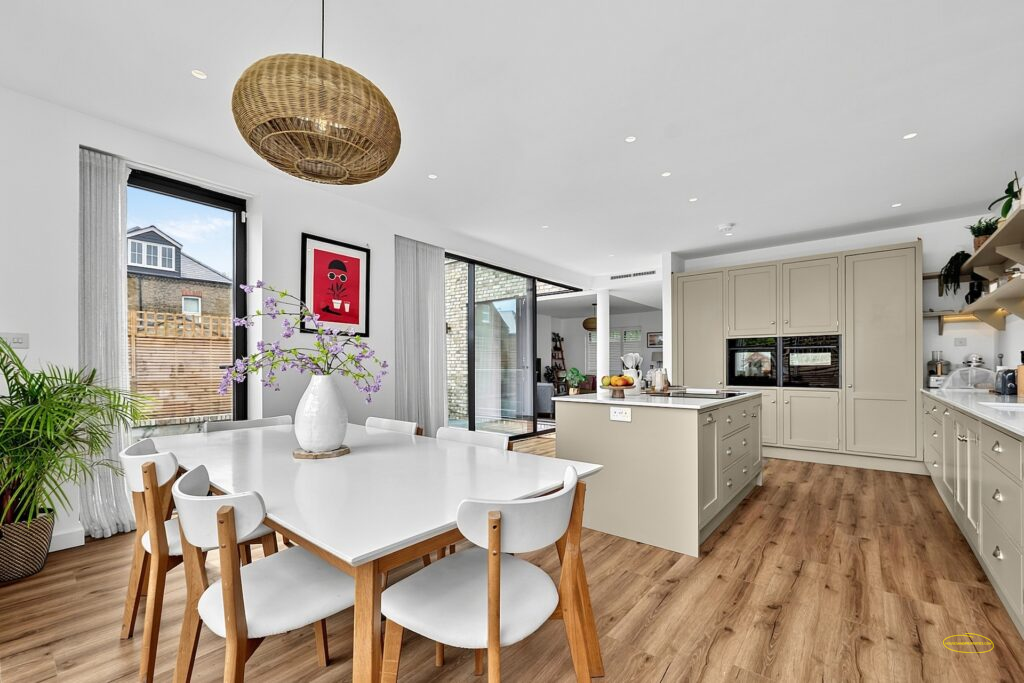1-Bed Airbnb House Photography In Enfield, N21