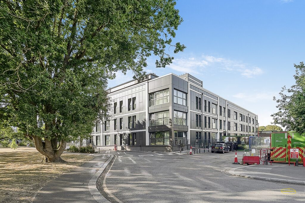 1-Bed Flat Photography In Barnet, EN4 0FT